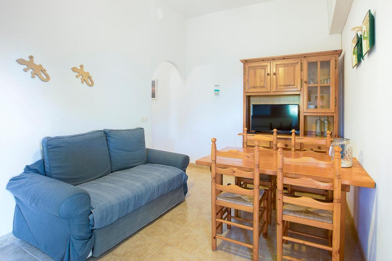 Apartamentos Molina 9-10-11 Es Calo  Luaran gambar